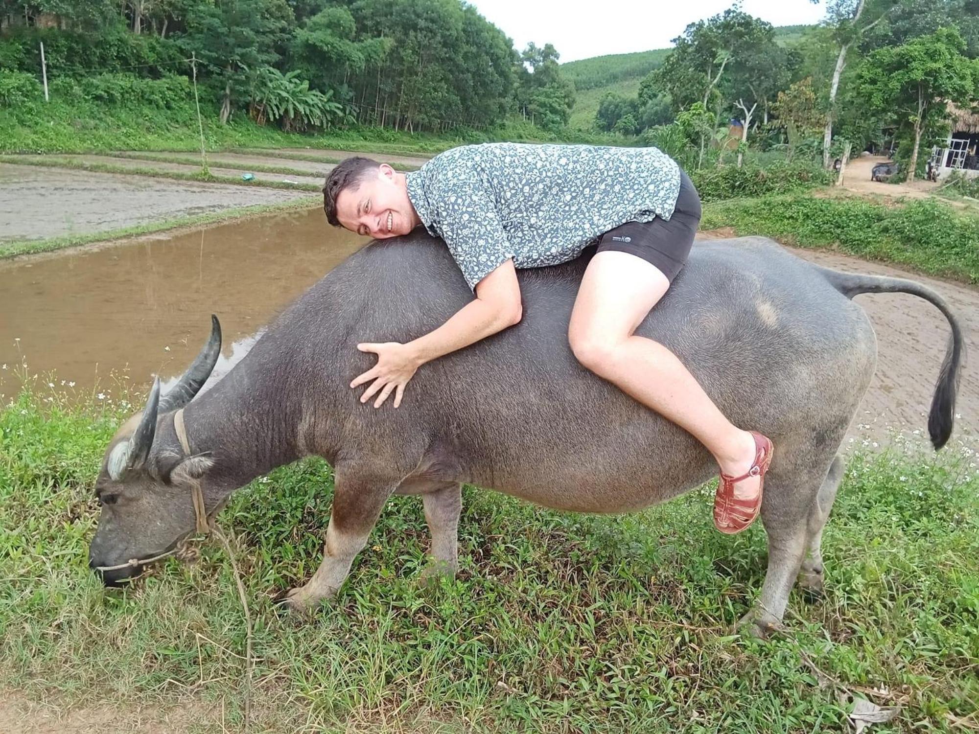 Tutu'S Homestay Phong Nha Esterno foto