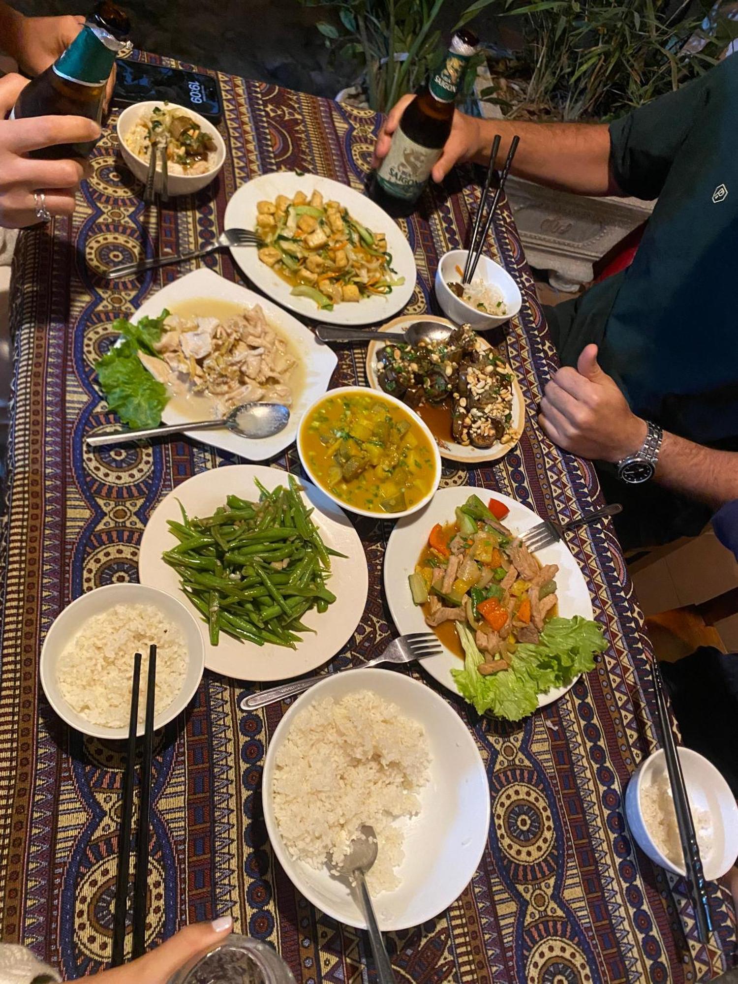 Tutu'S Homestay Phong Nha Esterno foto