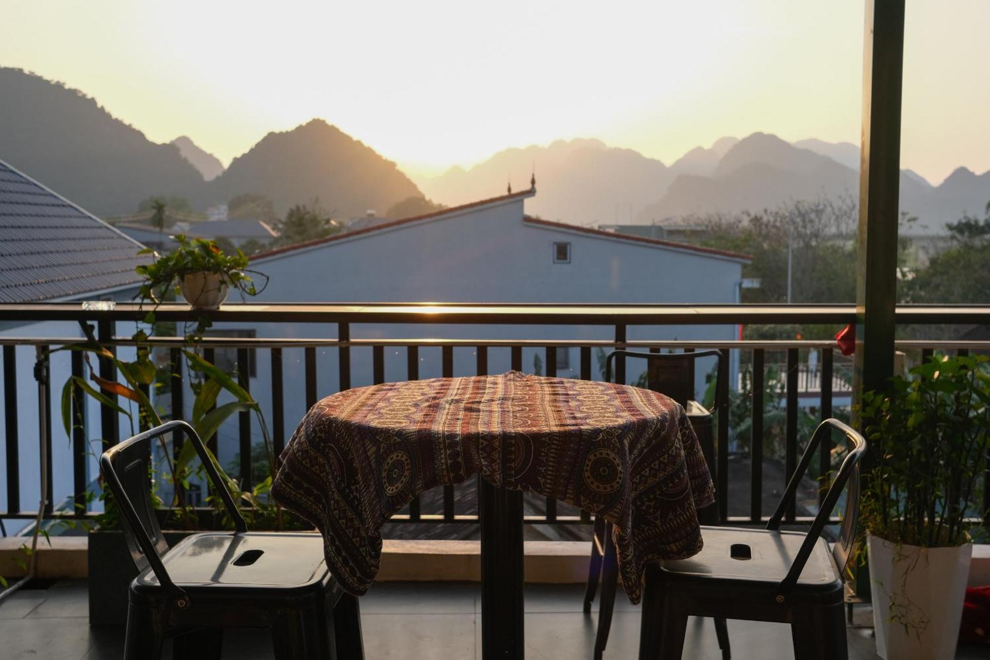 Tutu'S Homestay Phong Nha Esterno foto